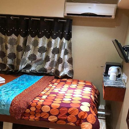 Rich Hostel Hong Kong Bagian luar foto