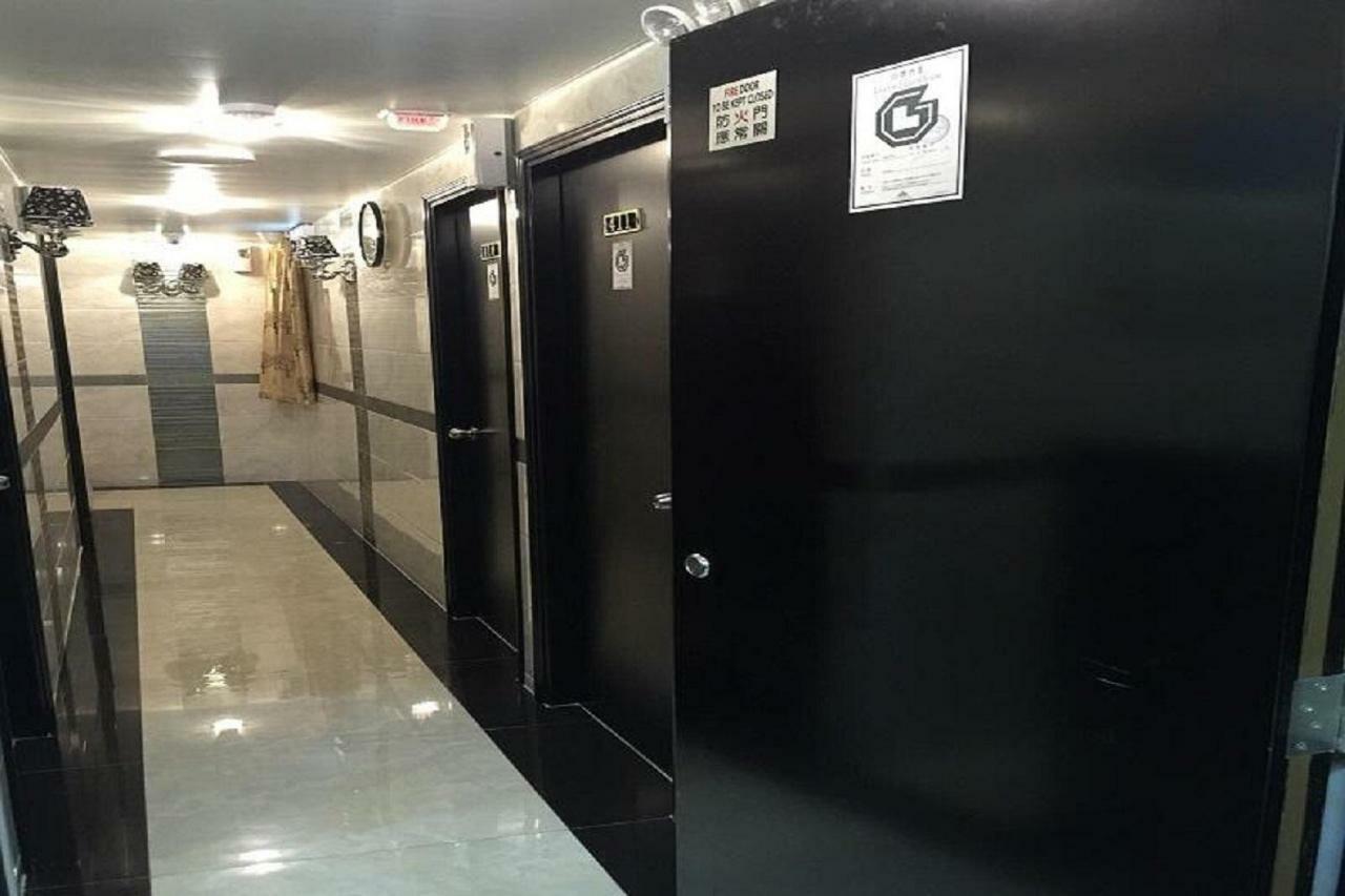 Rich Hostel Hong Kong Bagian luar foto