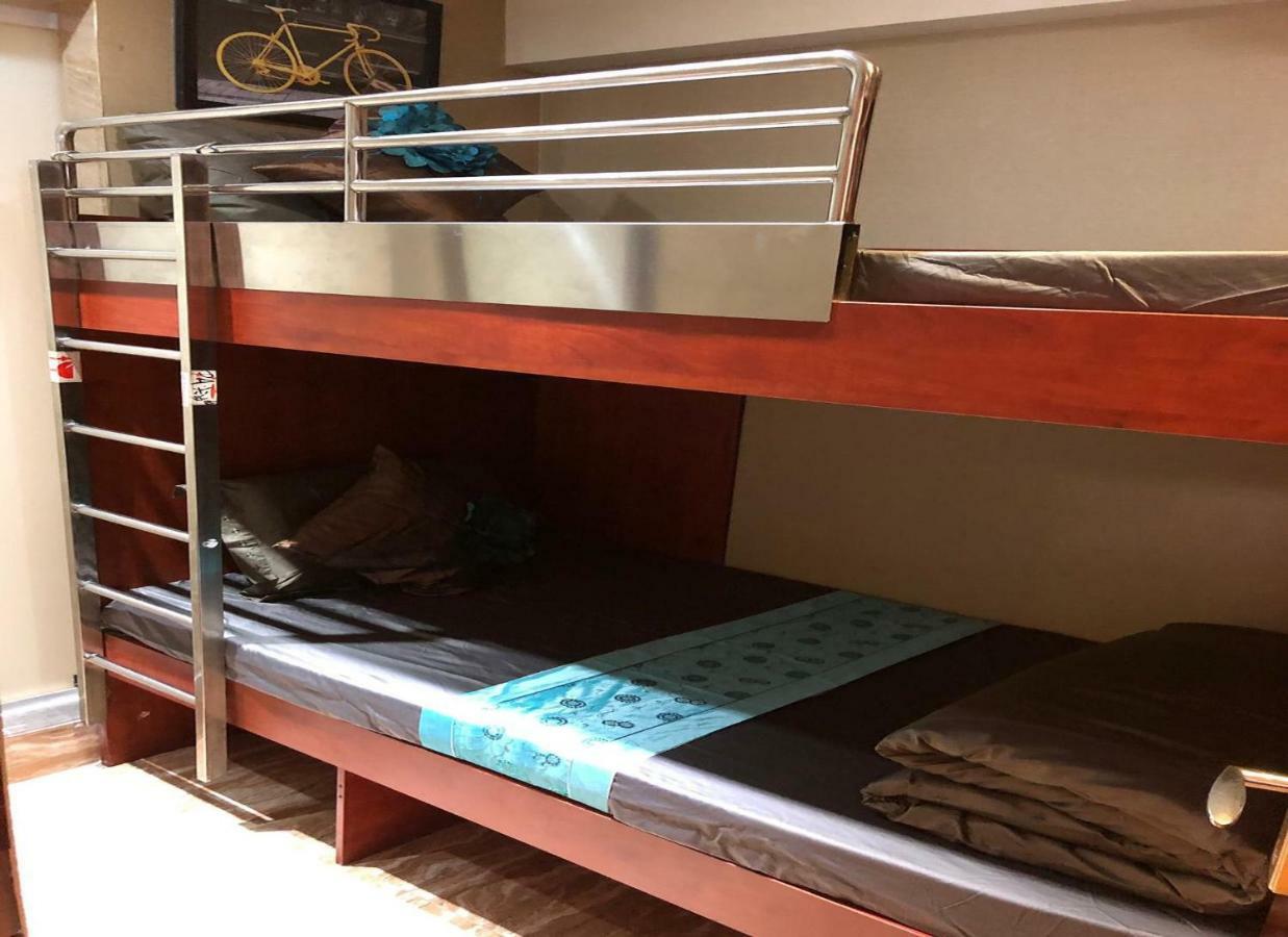 Rich Hostel Hong Kong Bagian luar foto