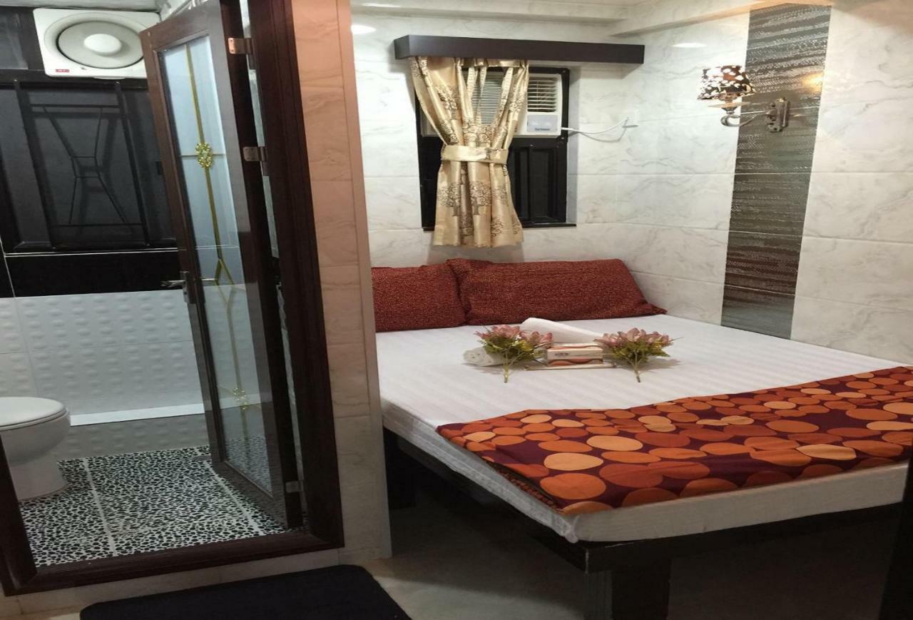Rich Hostel Hong Kong Bagian luar foto