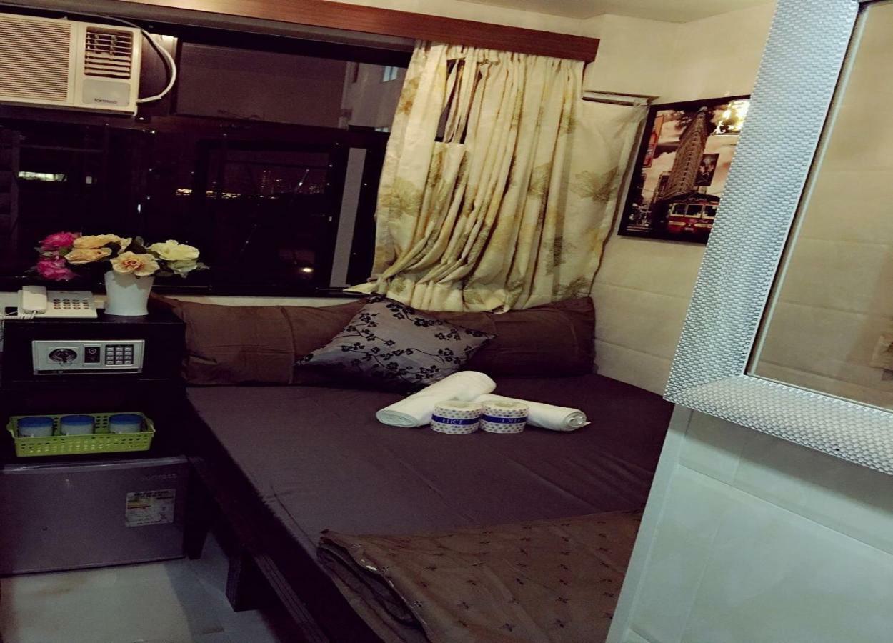 Rich Hostel Hong Kong Bagian luar foto