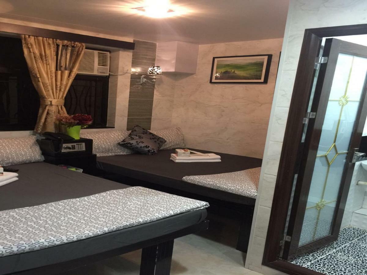 Rich Hostel Hong Kong Bagian luar foto